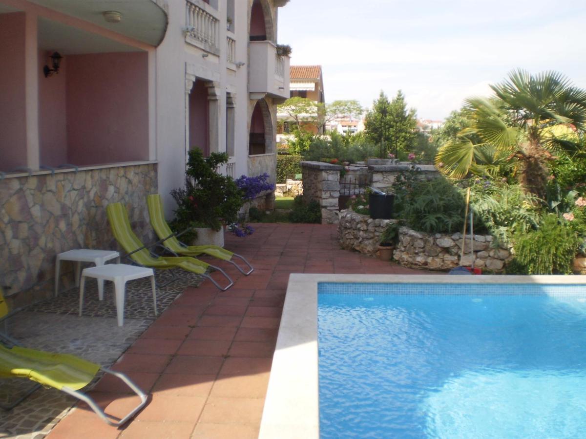 Family Friendly Apartments With A Swimming Pool Rovinj - 3394 エクステリア 写真